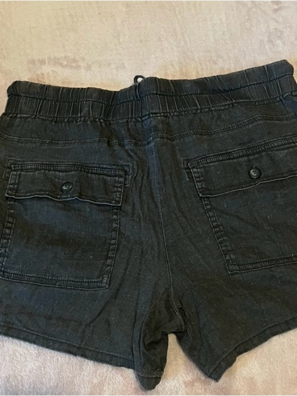 Kut from the Kloth Women’s Black destressed linen Drawstring Casual Shorts - Picture 2 of 3